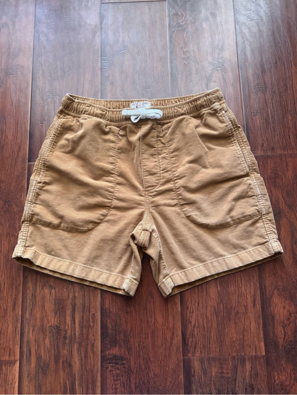 Wallace & Barnes Mens Whale Corduroy Shorts Small Khaki Classic 60s Inspired